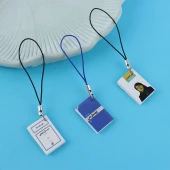 آویز فلش و موبایل طرح کتاب