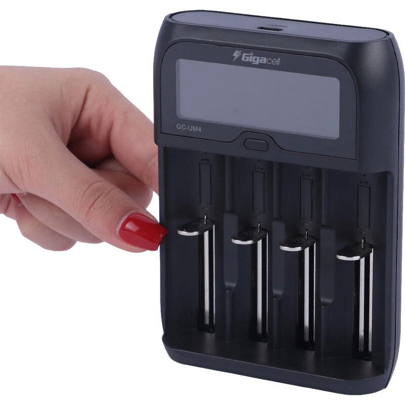 شارژر باتری گیگاسل GC-UM4