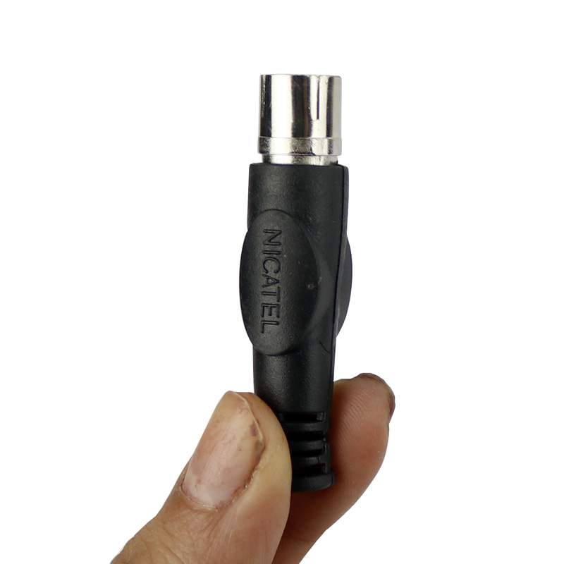 فیش آنتن مادگی Nicatel 013