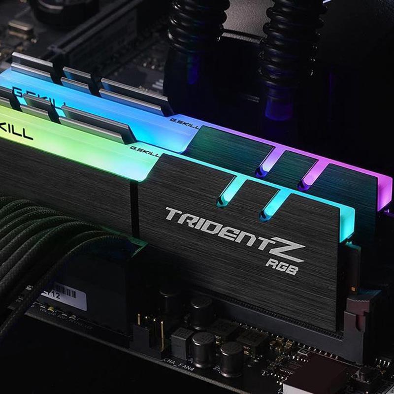 رم کامپیوتر G.SKILL TridentZ RGB DDR4 32GB 3000MHz CL16 Dual