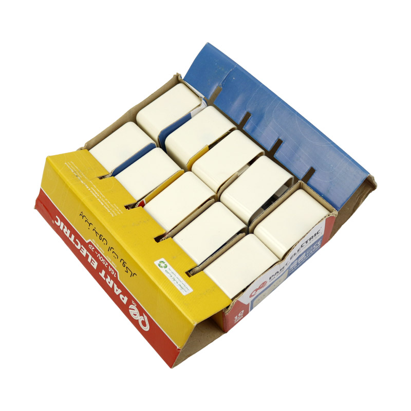 پریز روکار بدون ارت پارت الکتریک Part Electric PE105