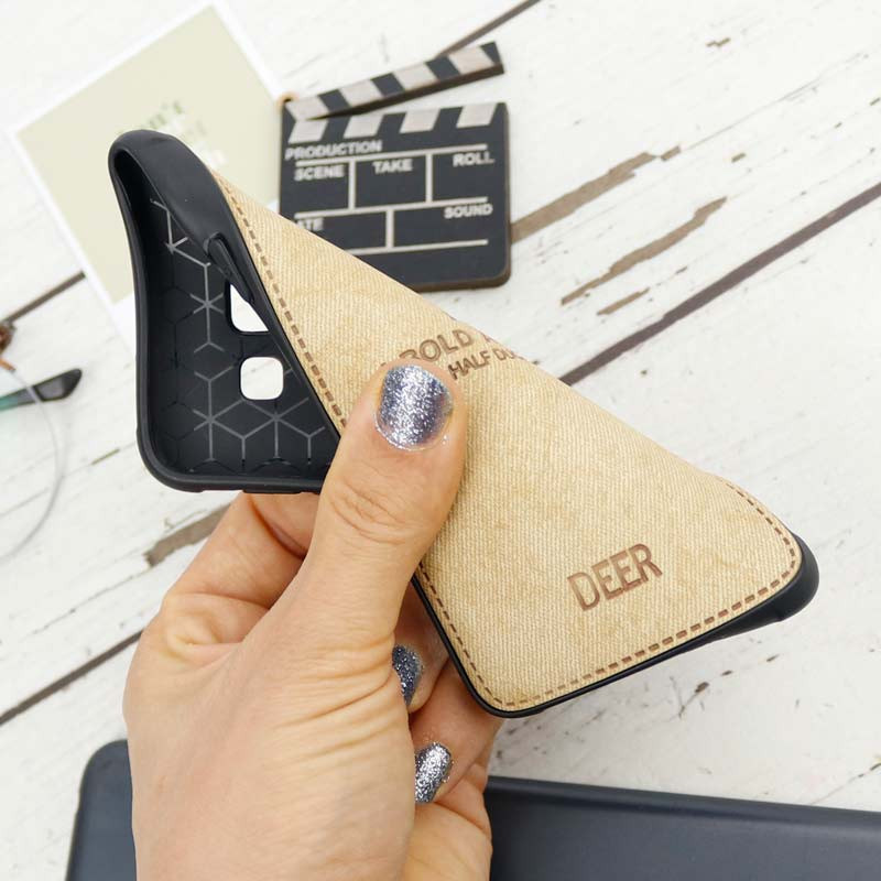 قاب چرمی طرح گوزن Samsung Galaxy A3