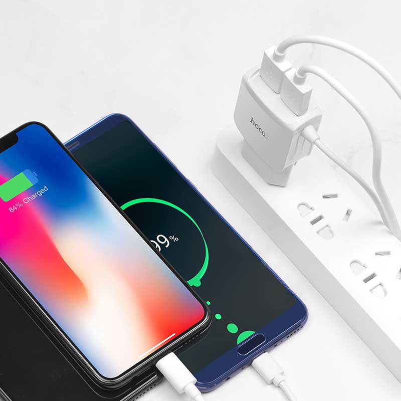 شارژر سیم وصل آیفونی Hoco C59A + دو پورت USB (گارانتی 6 ماهه)