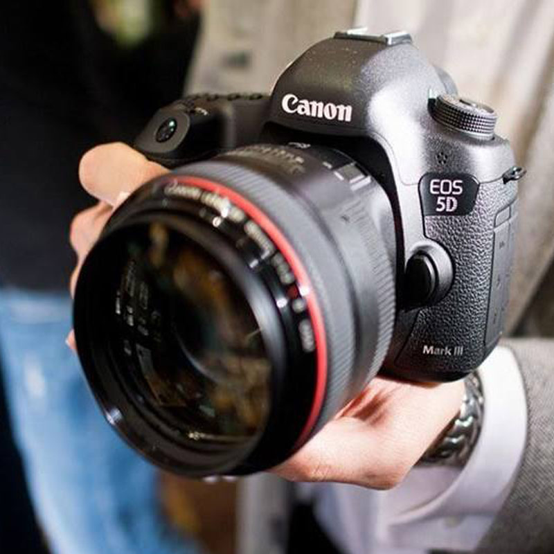 دوربین دیجیتال بدون لنز Canon DSLR EOS 5D Mark III