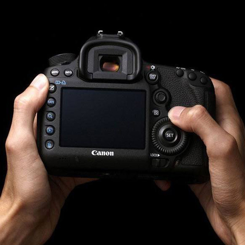 دوربین دیجیتال بدون لنز Canon DSLR EOS 5D Mark III
