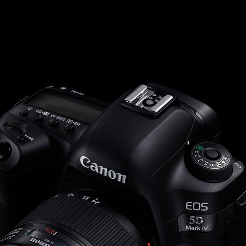 دوربین دیجیتال Canon EOS 5D Mark IV