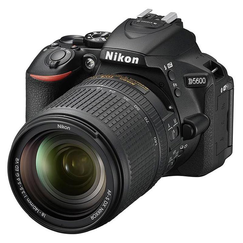 دوربین دیجیتال Nikon DSLR D5600 + لنز 18-140 میلی متر F/3.5 VR AF-S DX