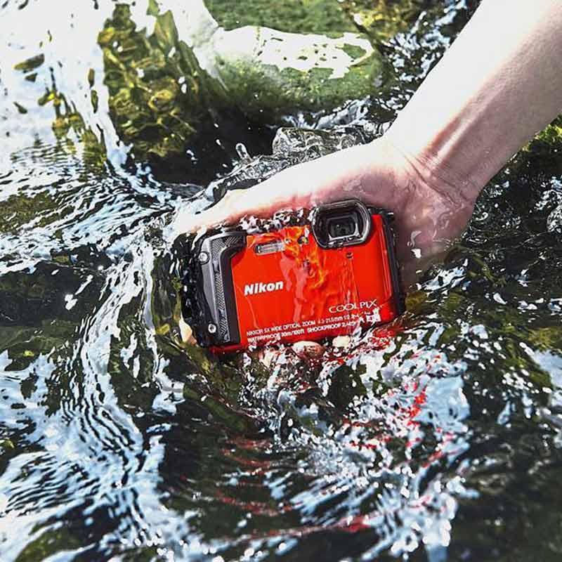 دوربین دیجیتال کامپکت Nikon W300