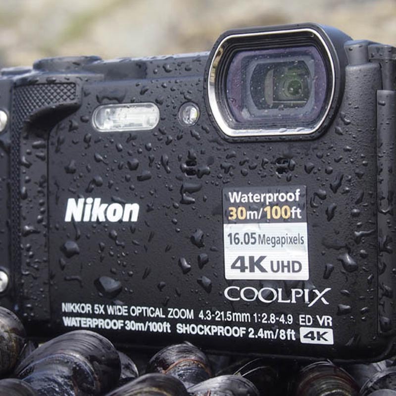 دوربین دیجیتال کامپکت Nikon W300