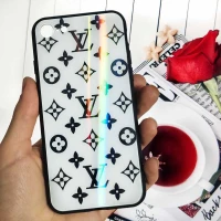 قاب لیزری پشت گلسی LV آیفون 7/8 iPhone