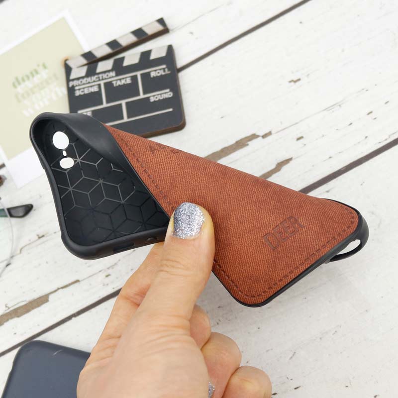 قاب چرمی طرح گوزن iPhone 5/5s