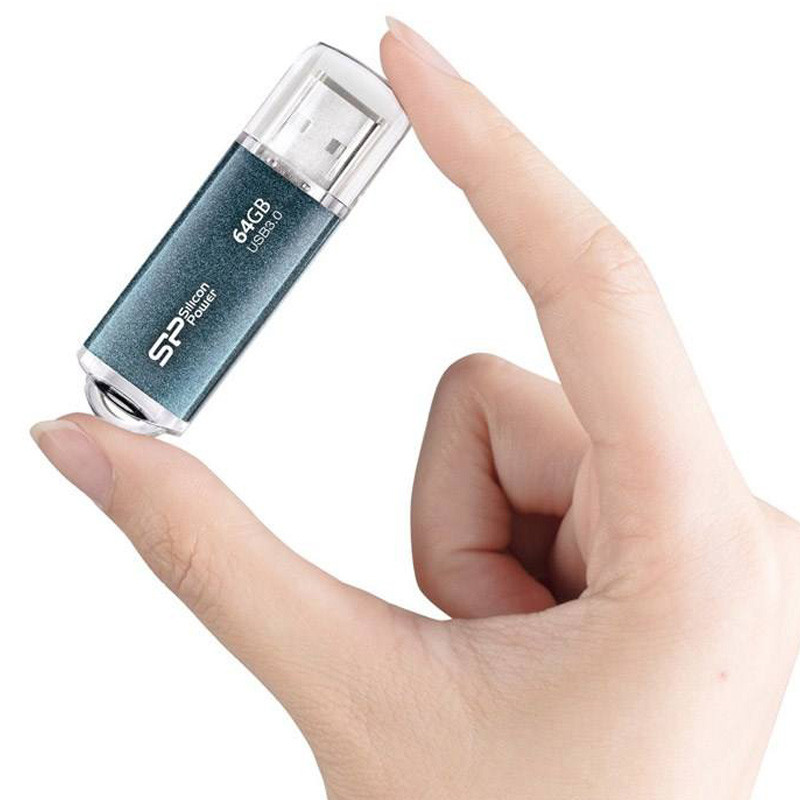 فلش 64 گیگ سیلیکون پاور Silicon Power Marvel M01 USB 3.1