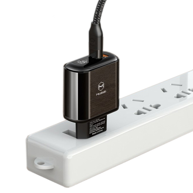کلگی فست شارژ Mcdodo CH-7170 2Port 3A QC3 PD 18W