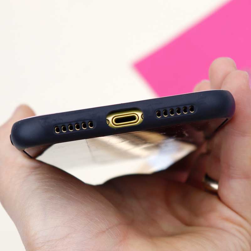 قاب پشت گلسی ویکتوریا iPhone 11