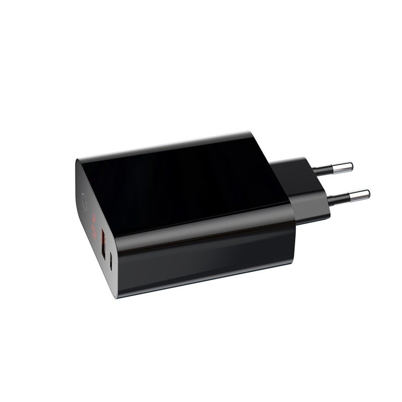 شارژر دیواری فست شارژ Baseus CCFSEU907-01 QC3