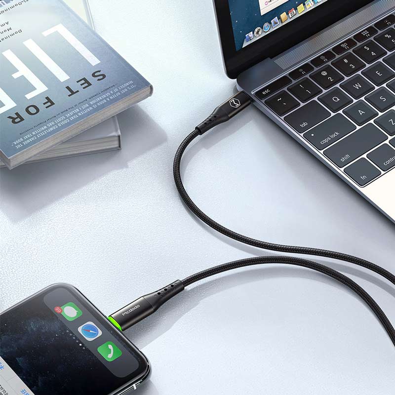 کابل تبدیل فست شارژ Mcdodo CA-7360 Type-C To Lightning 3A 20W 1.2m