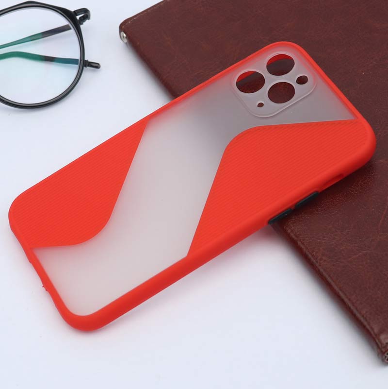 قاب PC آیفون iPhone 11 Pro طرح S پشت مات محافظ لنزدار