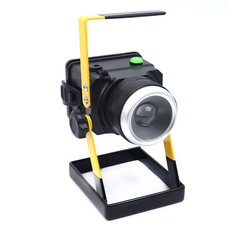 پروژکتور شارژی فلود لایت Floodlight LED SMD XML-L2 30W