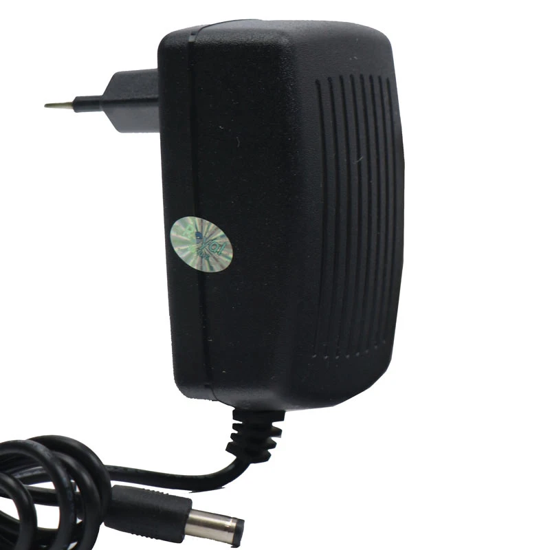 آداپتور برق Royal 9V 2A فیش بزرگ