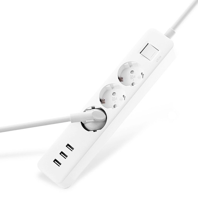 سه راهی برق ارت دار Xiaomi XMCXB04QM 1.4M + شارژر USB