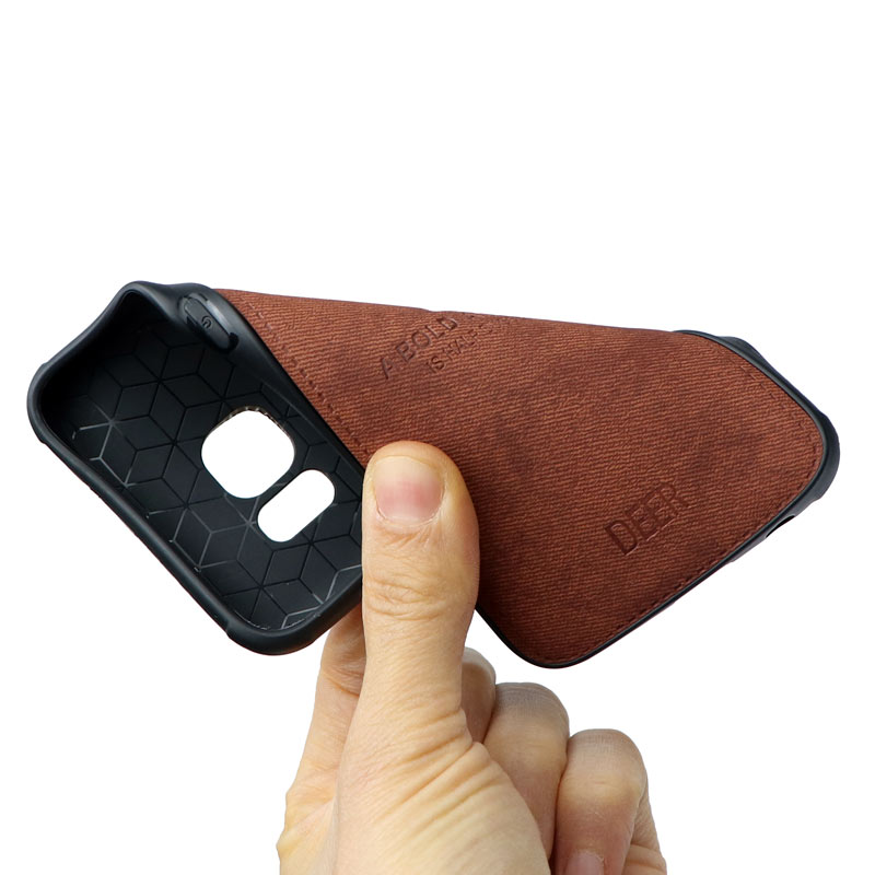 قاب چرمی طرح گوزن Samsung S7