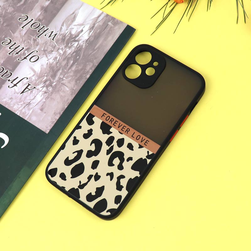 قاب PC مات محافظ لنزدار طرحدار پلنگی آیفون iPhone 12 Mini