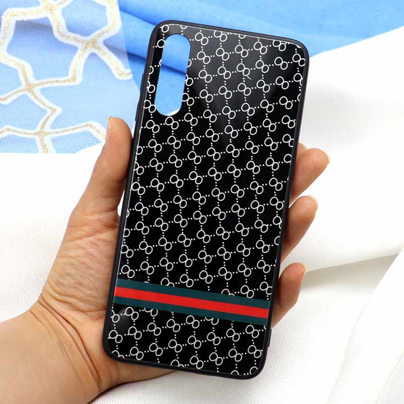 قاب پشت گلسی طرح GUCCI سامسونگ A70