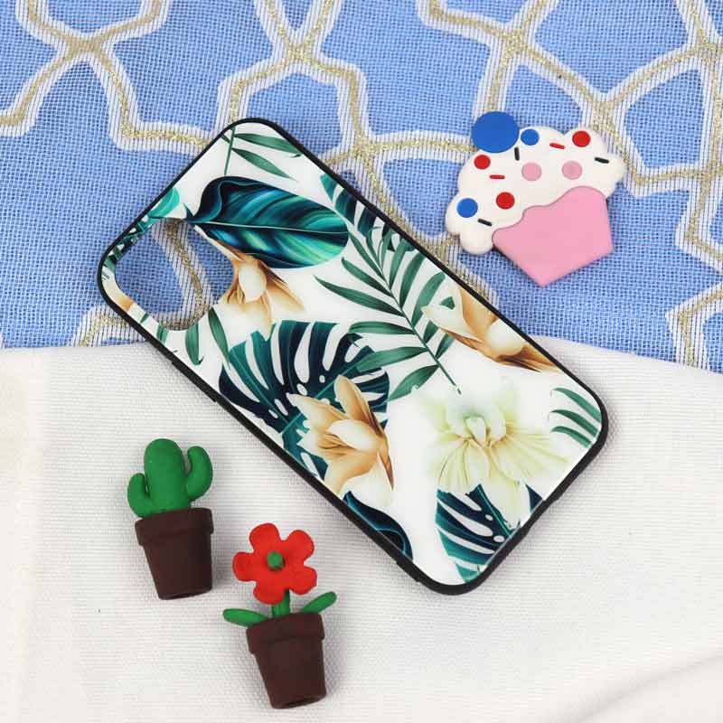 قاب پشت گلسی طرح برگ iPhone 11 Pro