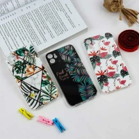 قاب محافظ لنزدار طرح کاشی iPhone 11