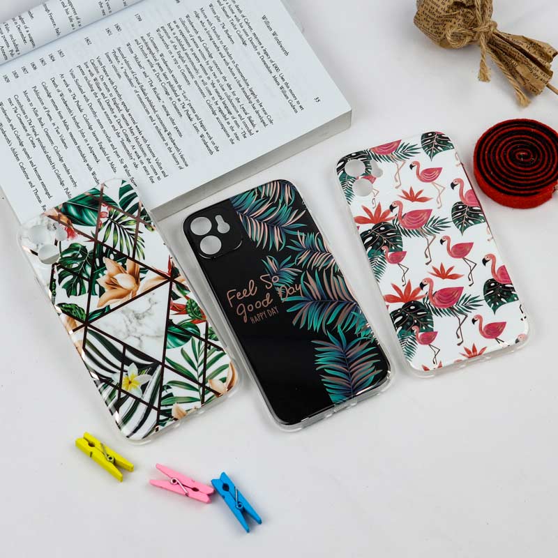 قاب محافظ لنزدار طرح کاشی iPhone 11