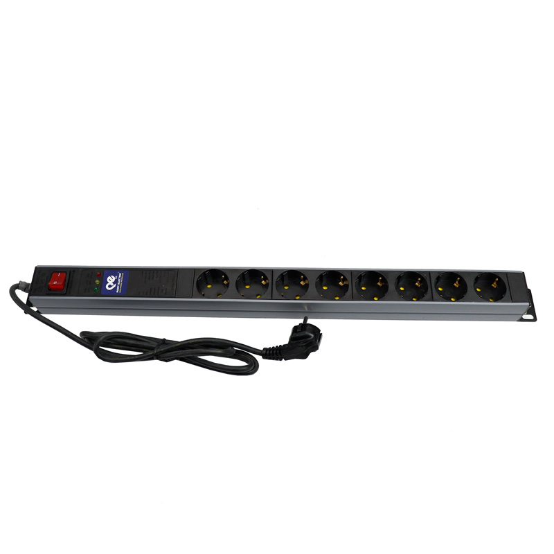 چندراهی 8 خانه برق ارت دار پارت الکتریک PE5144 با کابل 1/8 متری