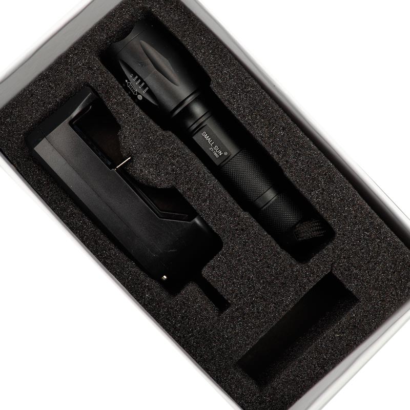 چراغ قوه پلیسی Small Sun ZY-T650