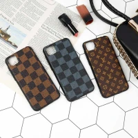 قاب چرمی لاکچری Huawei Y5p