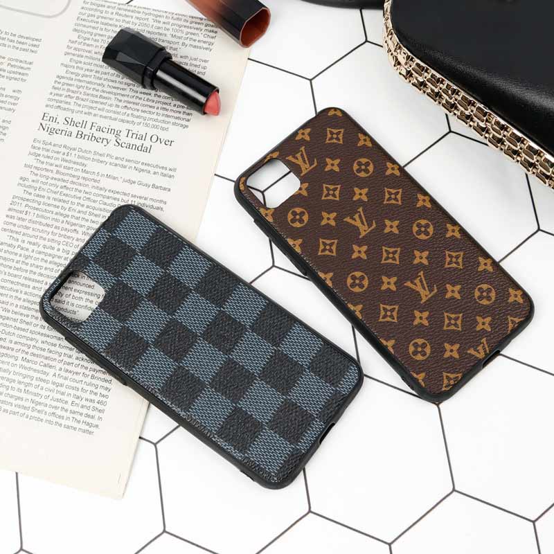 قاب چرمی لاکچری Huawei Y5p