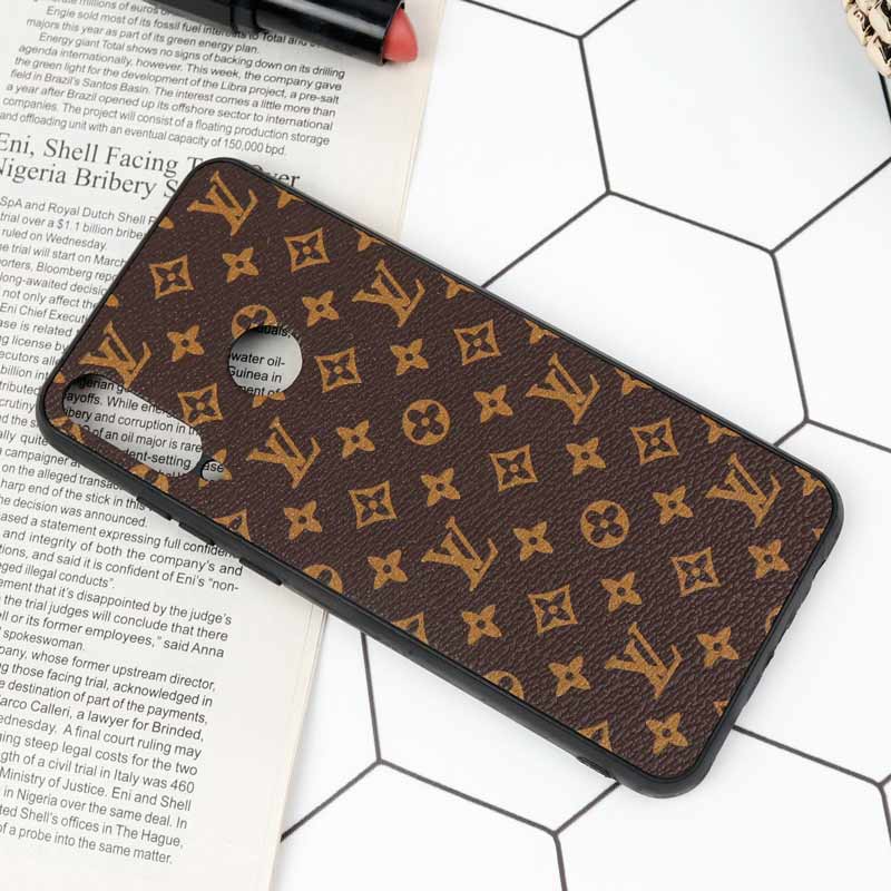 قاب چرمی لاکچری Huawei Y6p