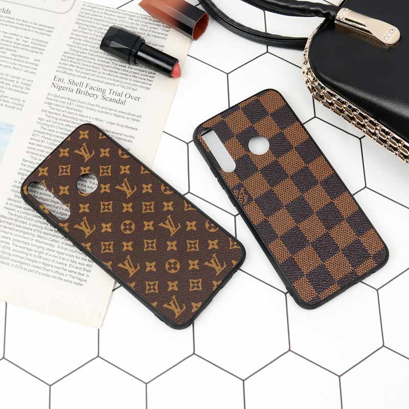 قاب چرمی لاکچری Huawei Y7p