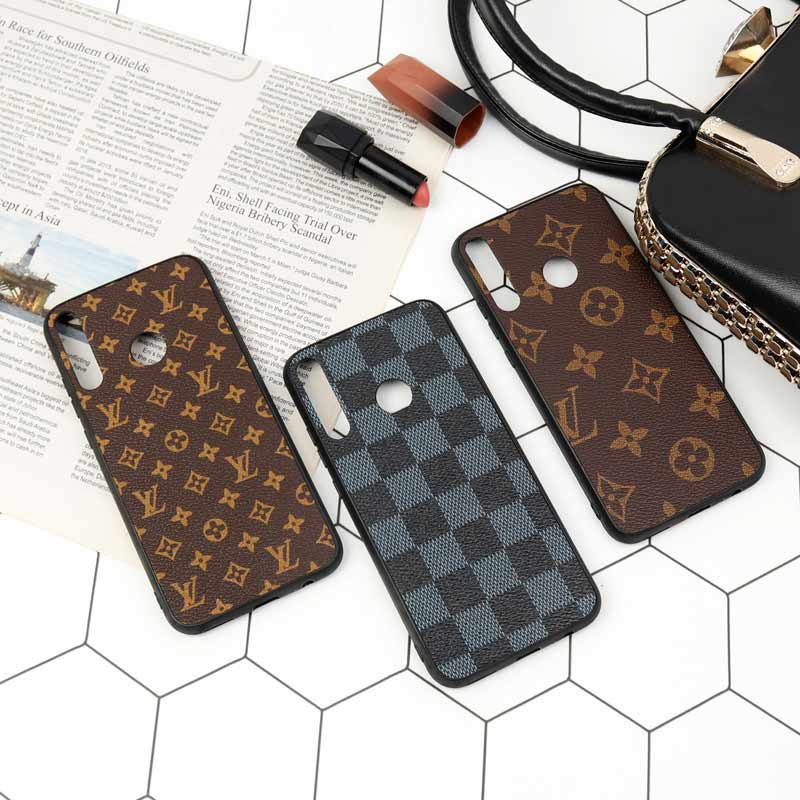 قاب چرمی لاکچری Huawei Y7p