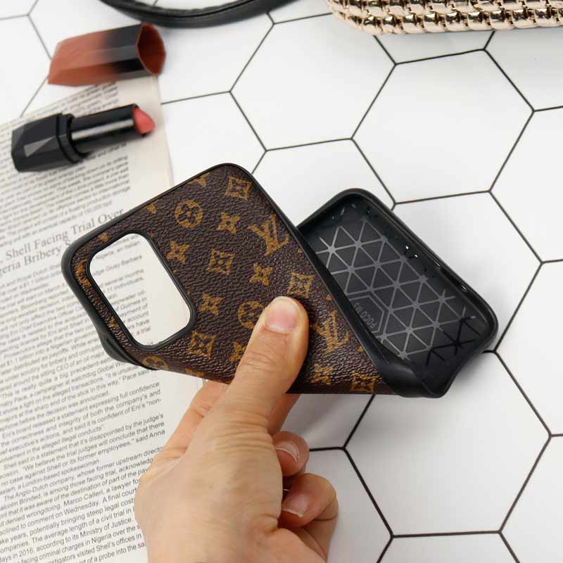 قاب چرمی لاکچری Xiaomi Poco M3