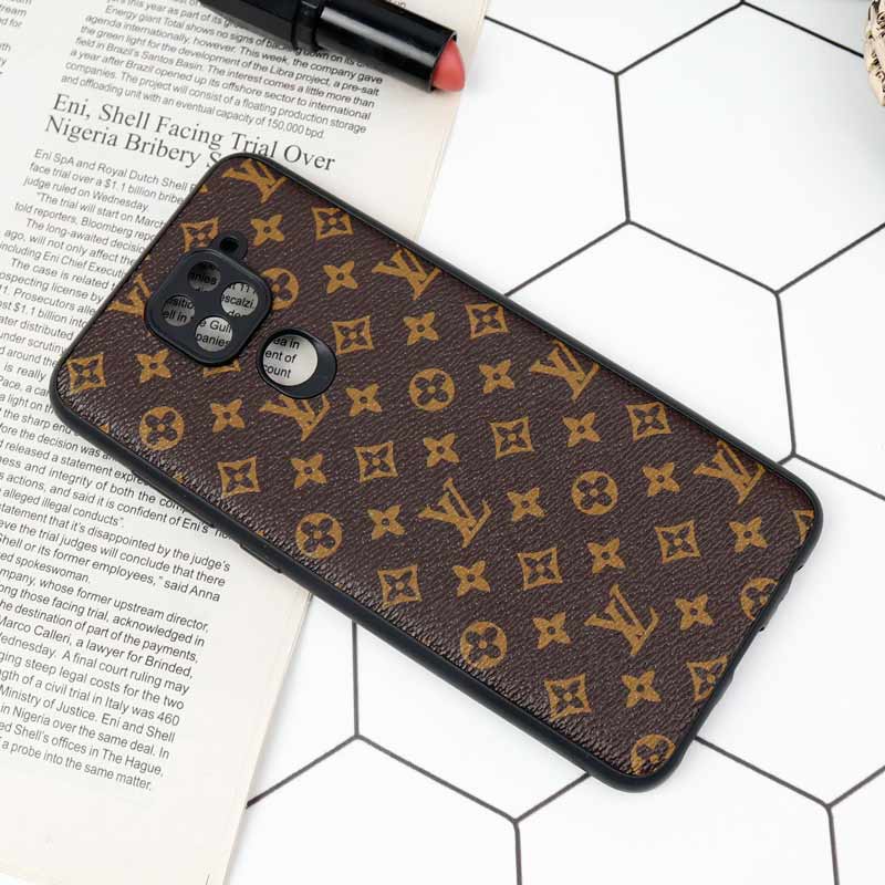 قاب چرمی لاکچری محافظ لنزدار Xiaomi Redmi Note 9
