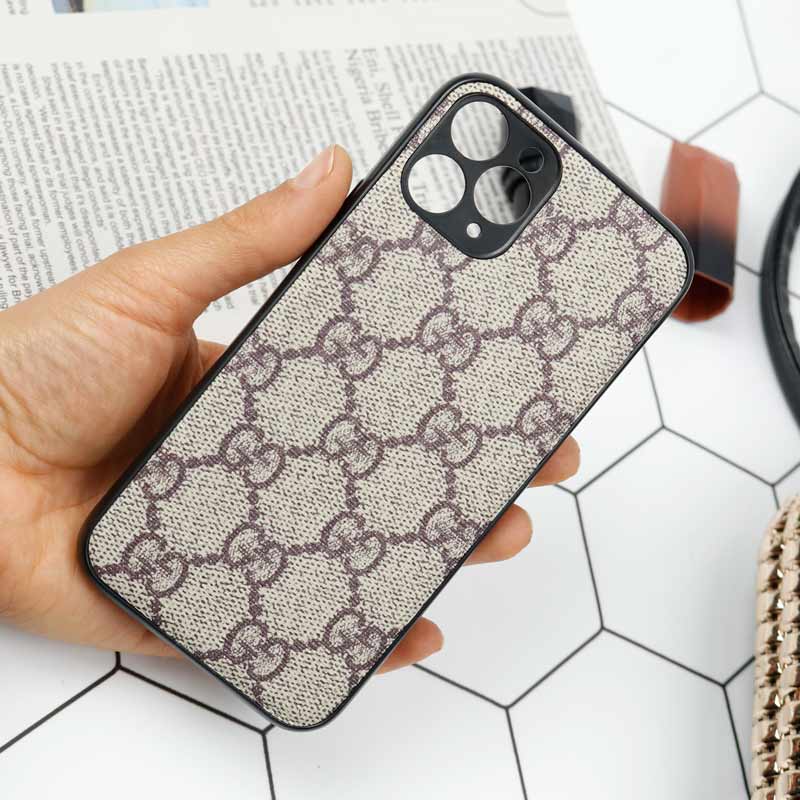 قاب چرمی لاکچری محافظ لنزدار iPhone 11 Pro