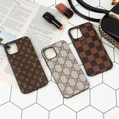 قاب چرمی لاکچری iPhone 12