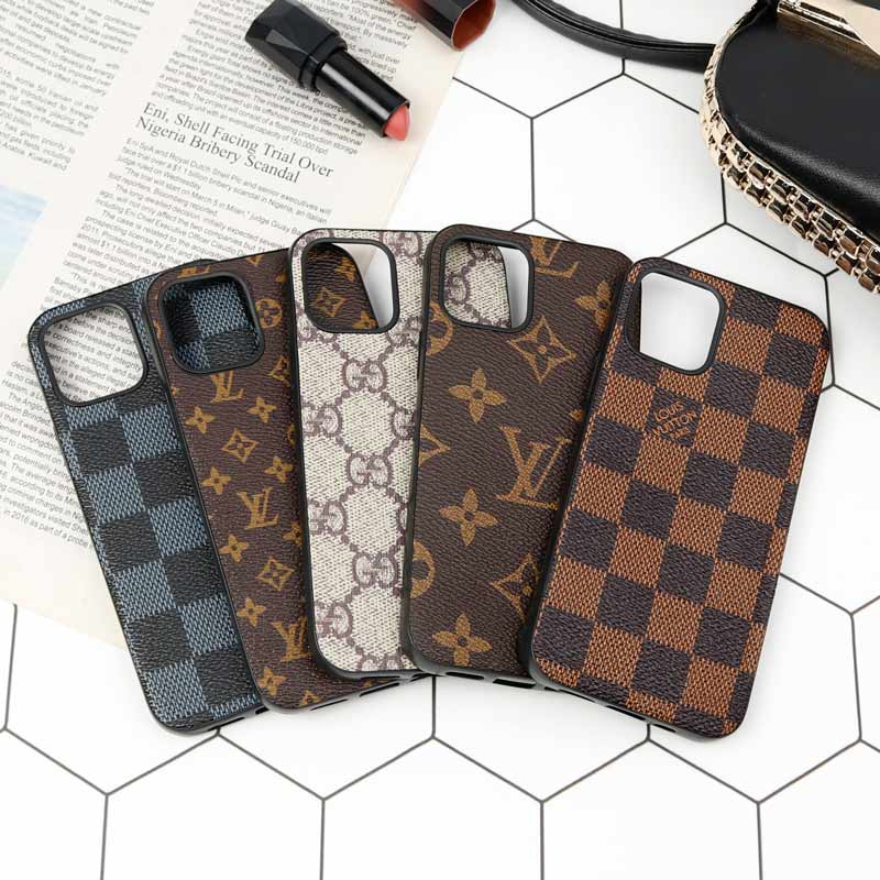 قاب چرمی لاکچری iPhone 12