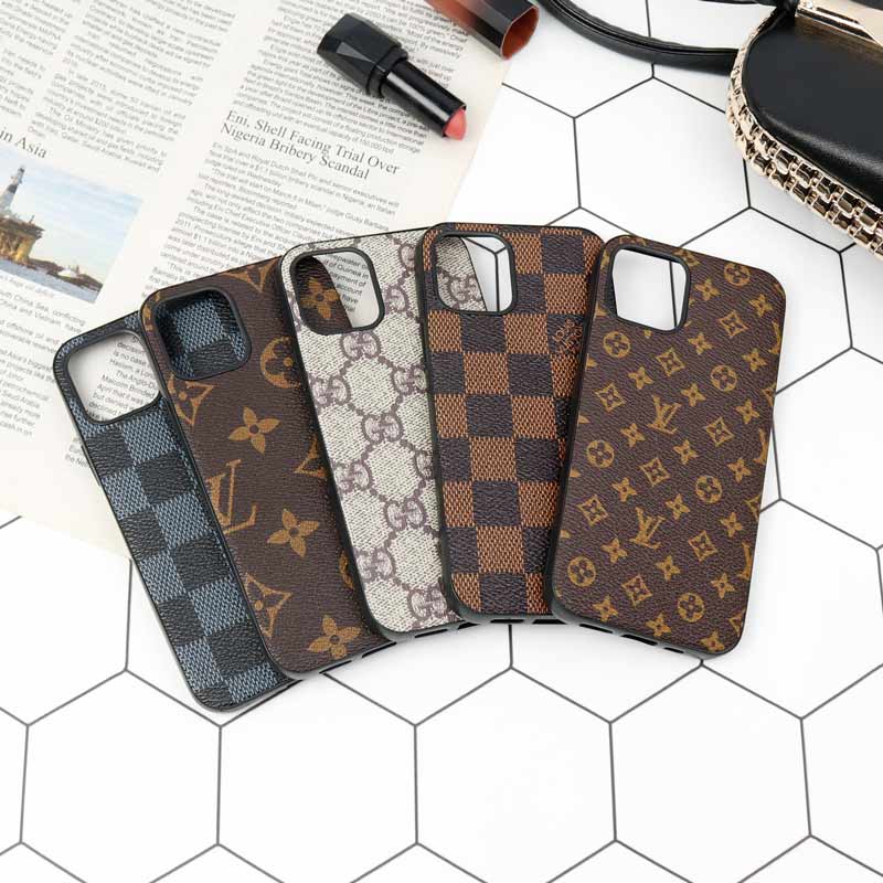 قاب چرمی لاکچری iPhone 12 Pro