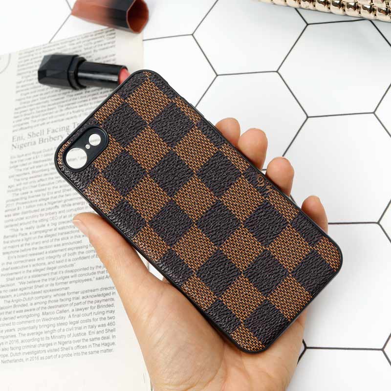 قاب چرمی لاکچری محافظ لنزدار iPhone 7/8