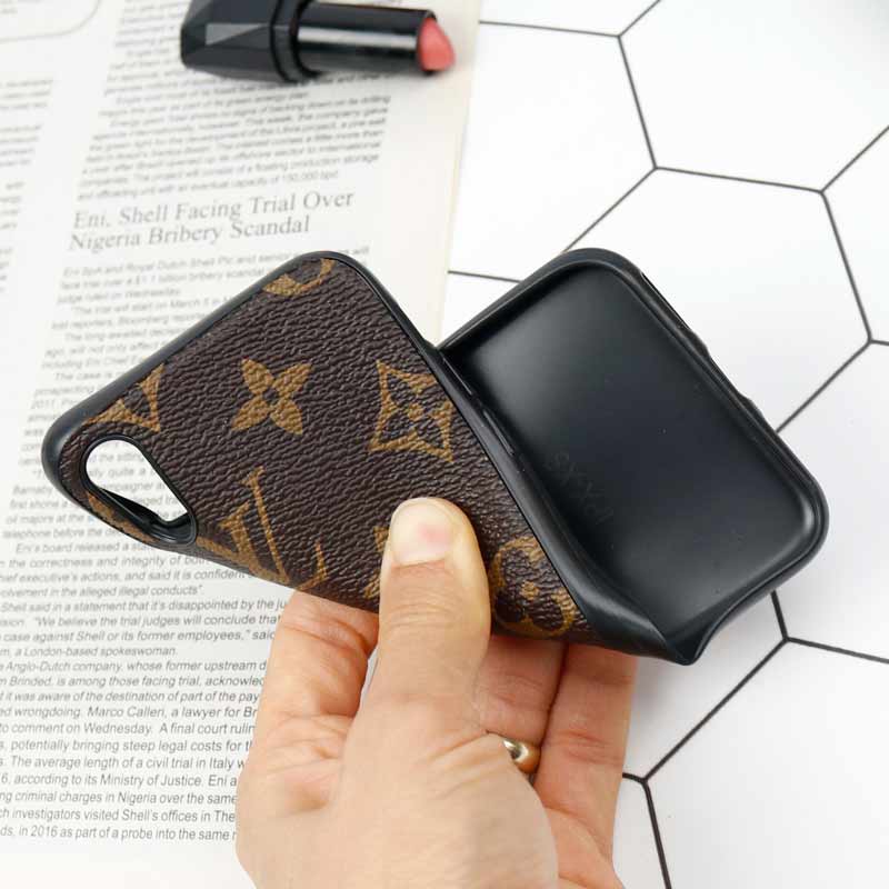 قاب چرمی لاکچری iPhone X/XS