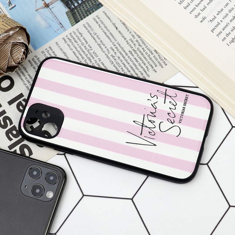 قاب محافظ لنزدار چرمی ویکتوریا iPhone 11