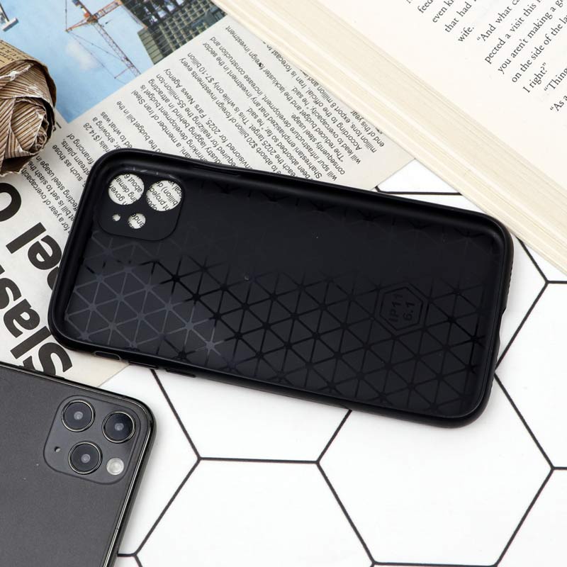 قاب محافظ لنزدار چرمی ویکتوریا iPhone 11