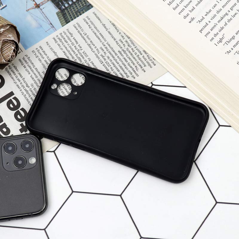 قاب محافظ لنزدار چرمی ویکتوریا iPhone 11 Pro