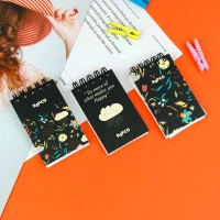 دفترچه یادداشت جیبی 80 برگ طرح گل پاپکو Papco NB-685 زمینه مشکی بالا بازشو