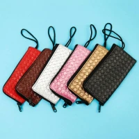 کیف موبایل حصیری
